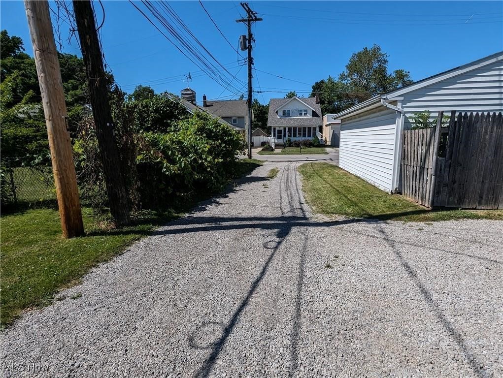 4209 State Road Ashtabula, OH 44004 - Photo 9 of 18 View of road