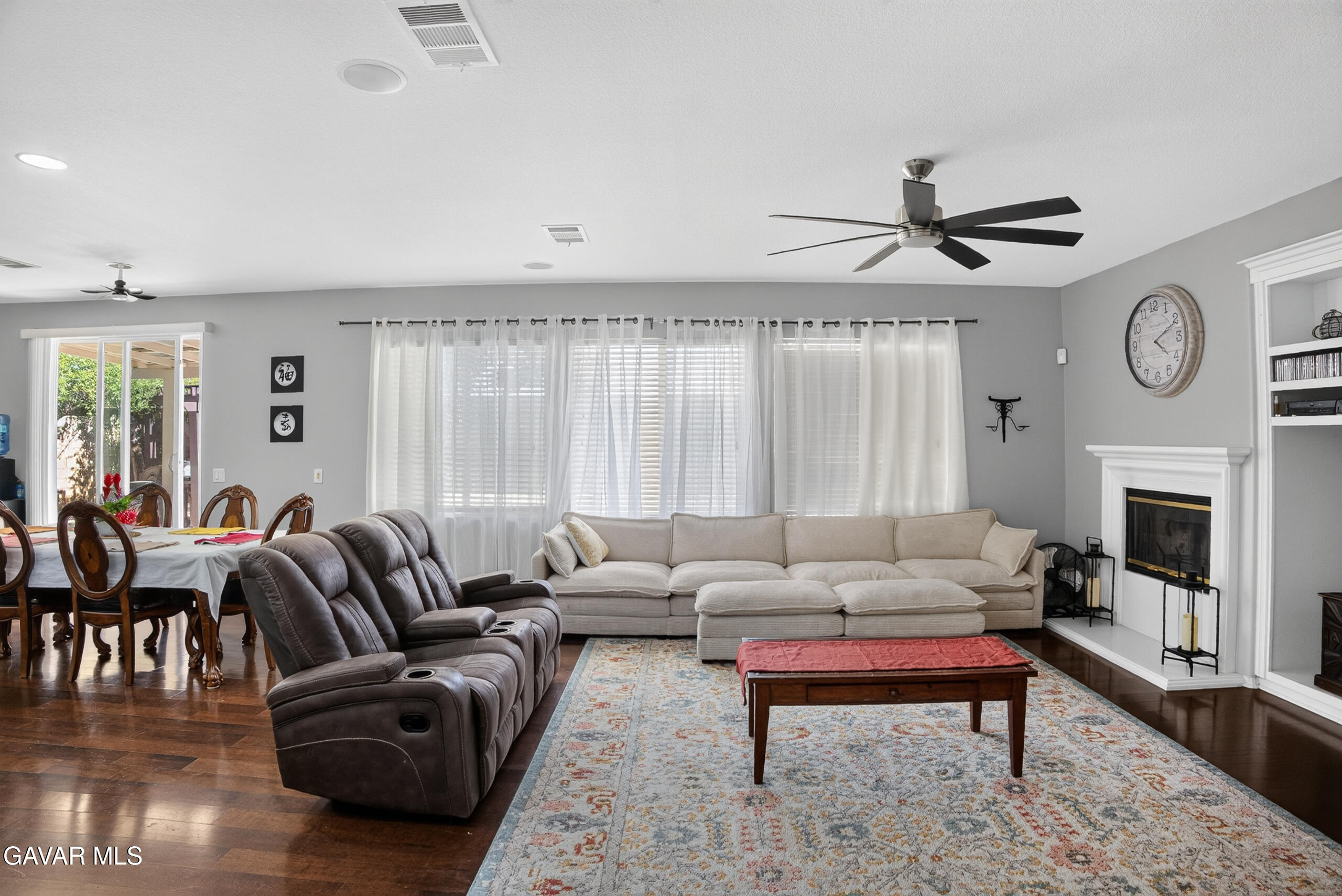 6232 West Spice Street Lancaster, CA 93536 - Photo 11 of 56 032_DSC_5432