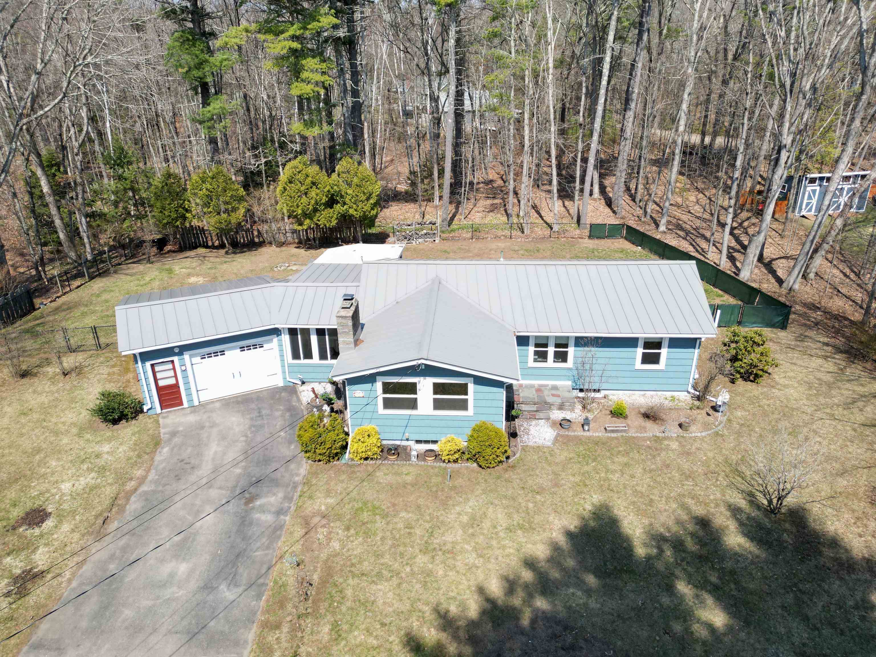 17 Rockrimmon Road Kingston, NH 03848 - Photo 2 of 30