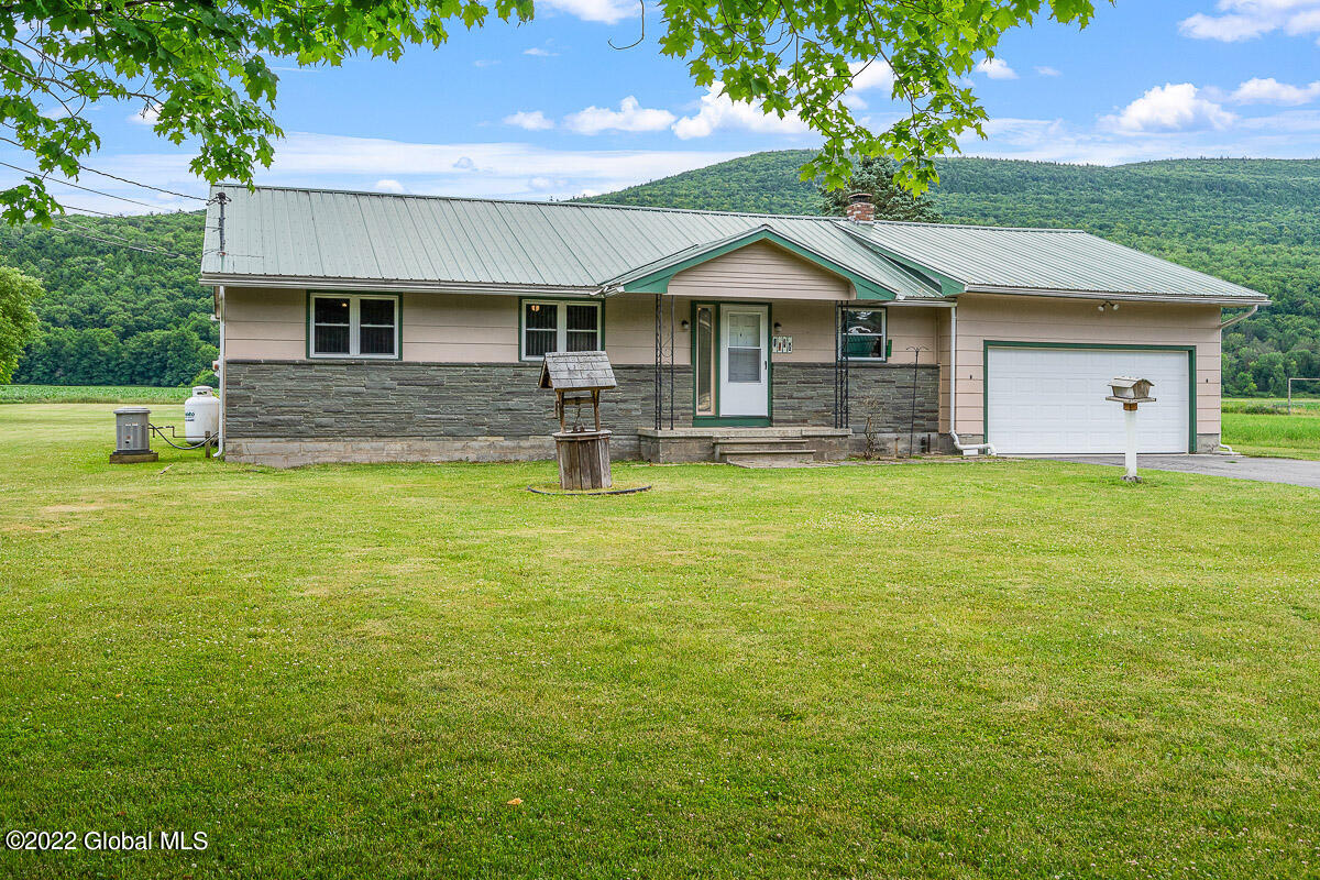 1372 Clauverwie Road Middleburgh, NY 12122 - Photo 3 of 58 1372 Clauverwie Rd Middleburgh NY 003 ML