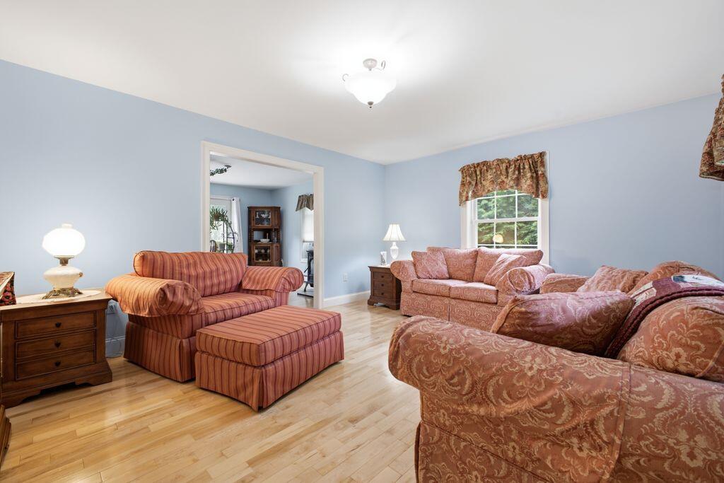 22 Davis Road Buxton, ME 04093 - Photo 3 of 44 Living Room