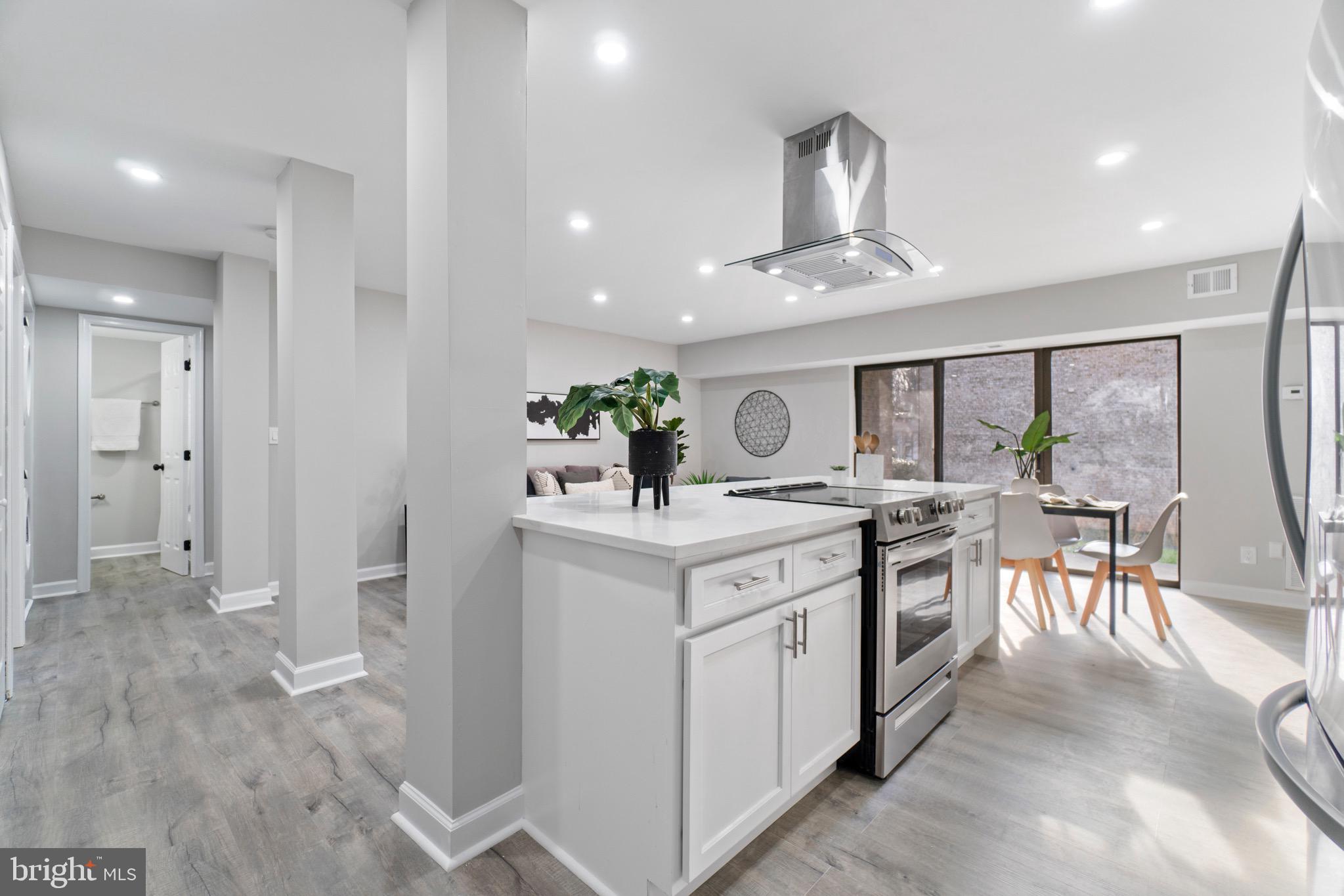 2244 Castle Rock Square, Unit 1B Reston, VA 20191 - Photo 4 of 19 Gallery Image 4