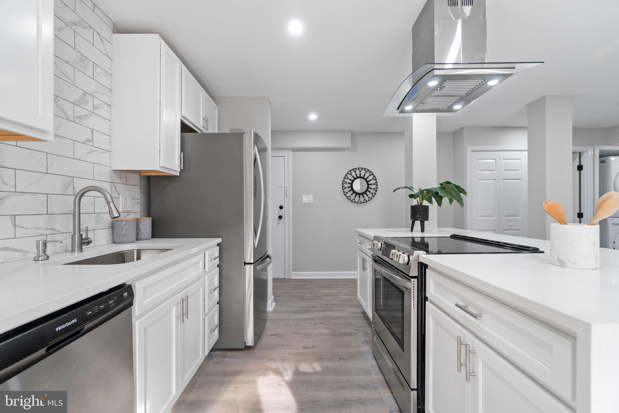 2244 Castle Rock Square, Unit 1B Reston, VA 20191 - Photo 5 of 19 Gallery Image 5