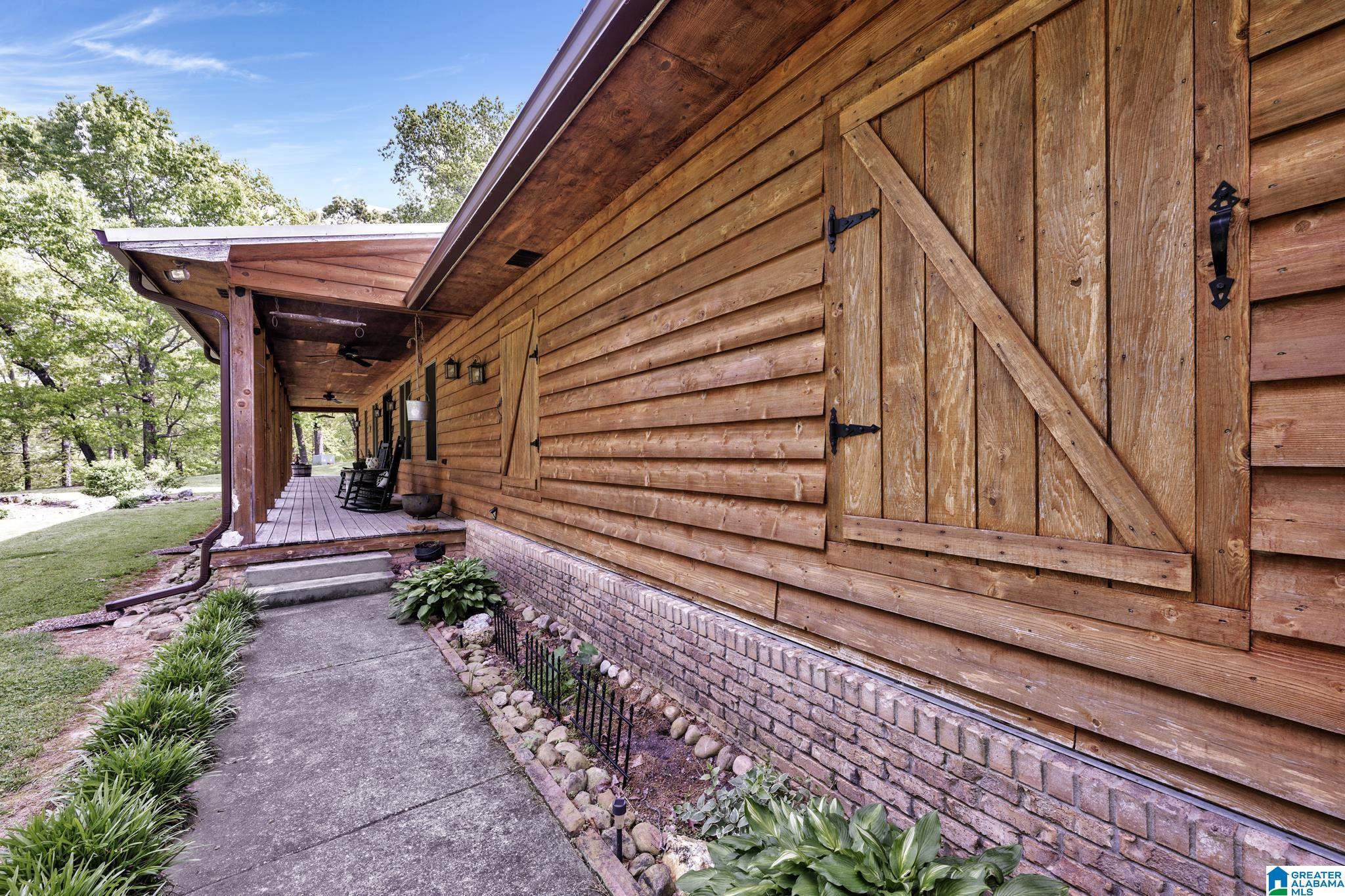 195 Harp Road Oneonta, AL 35121 - Photo 4 of 40