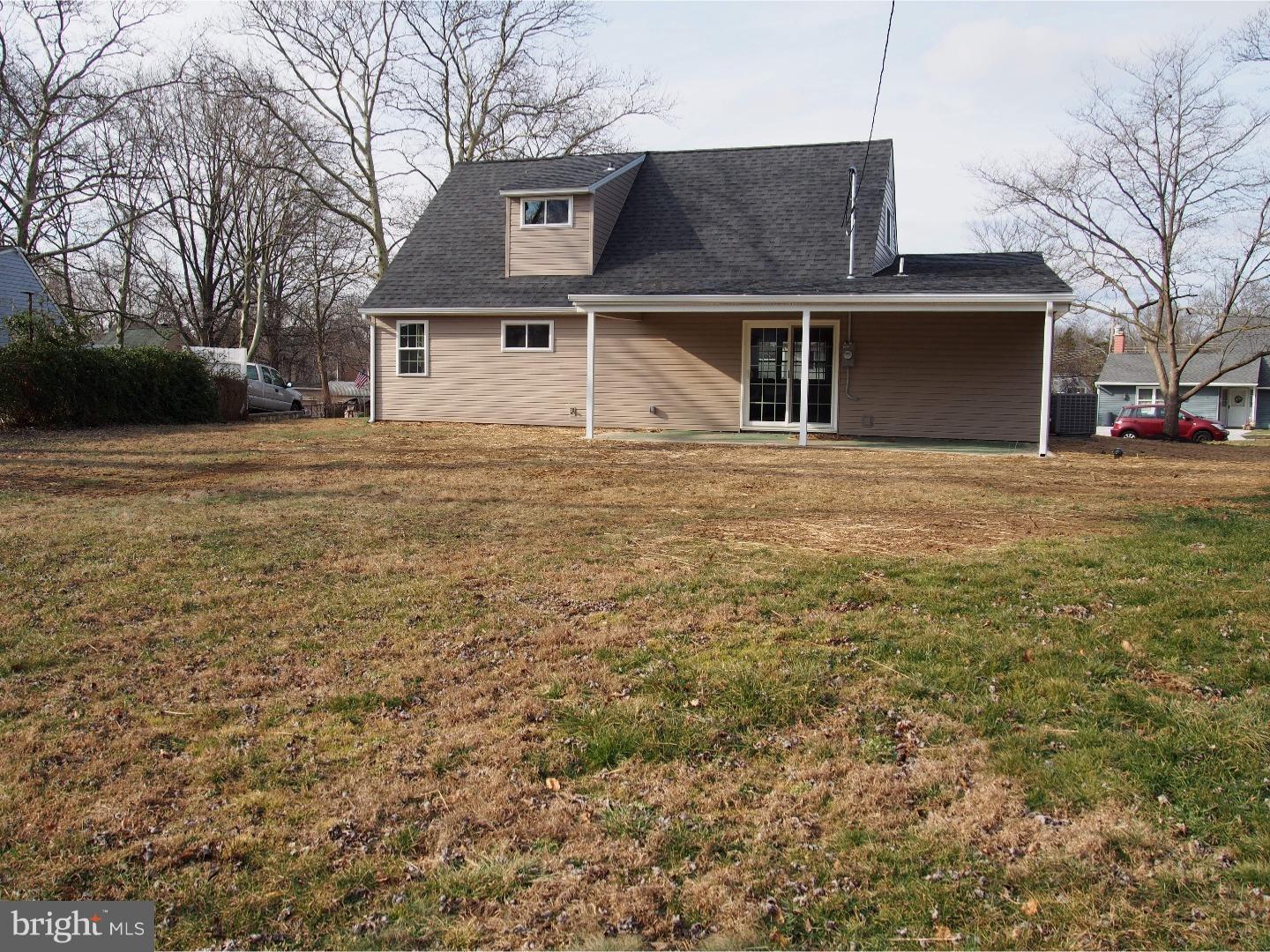 20 Quest Road Levittown, PA 19057 - Photo 22 of 25 Exterior Back