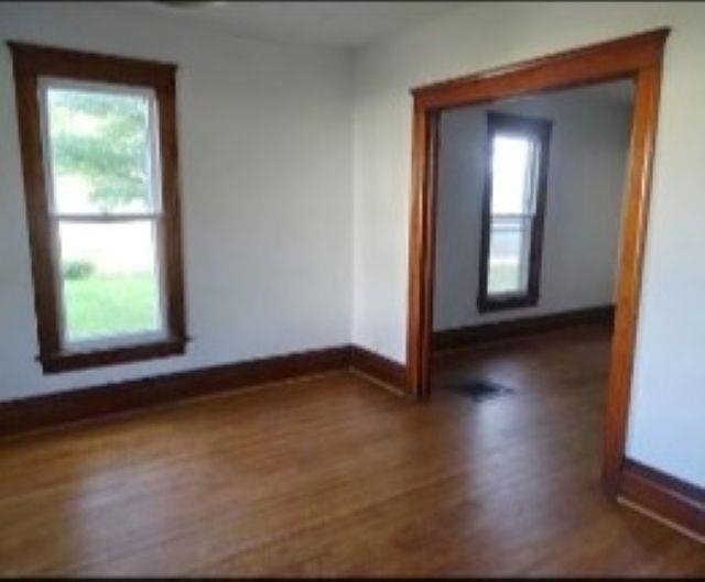 355 North Foley Avenue Freeport, IL 61032 - Photo 4 of 5