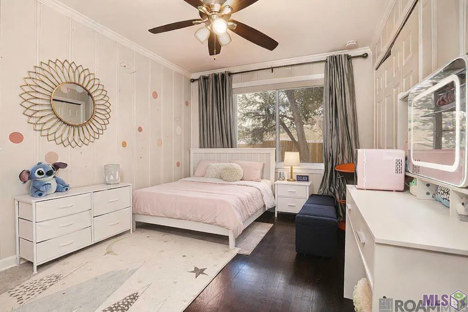 1555 Carter Avenue Baton Rouge, LA 70806 - Photo 13 of 23 Bedroom 2 has great views of the back yard