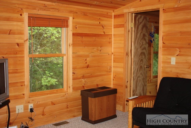 3543 Wildcat Road Deep Gap, NC 28618 - Photo 4 of 17