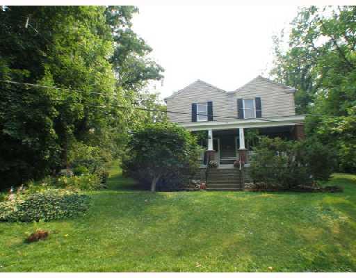 308 Riota Way Carrick, PA 15210 - Photo 1 of 8 Exterior Front.