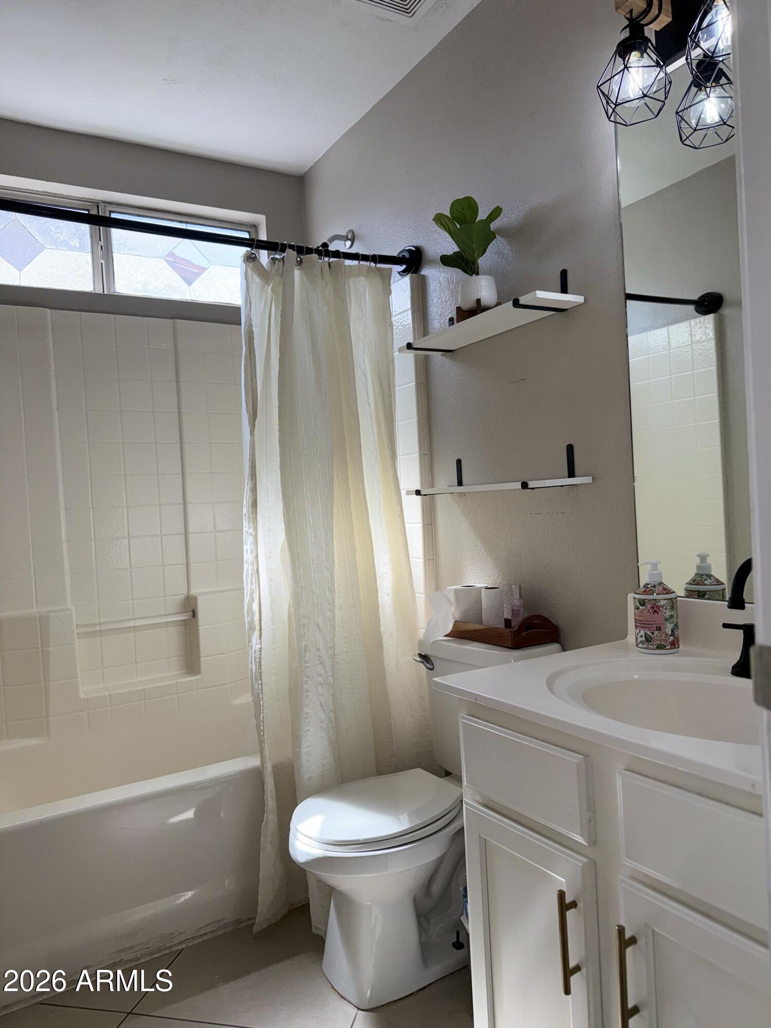 9009 West Monte Vista Road Phoenix, AZ 85037 - Photo 7 of 10 IMG_4766