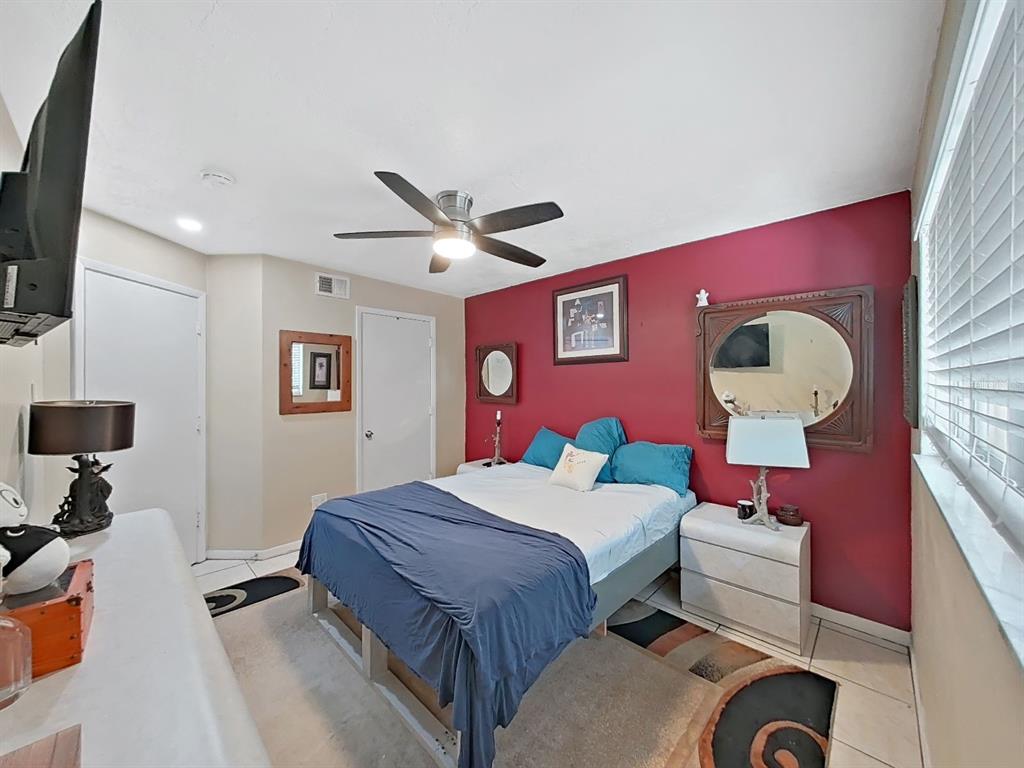 206 22nd Avenue North Indian Rocks Beach, FL 33785 - Photo 19 of 33