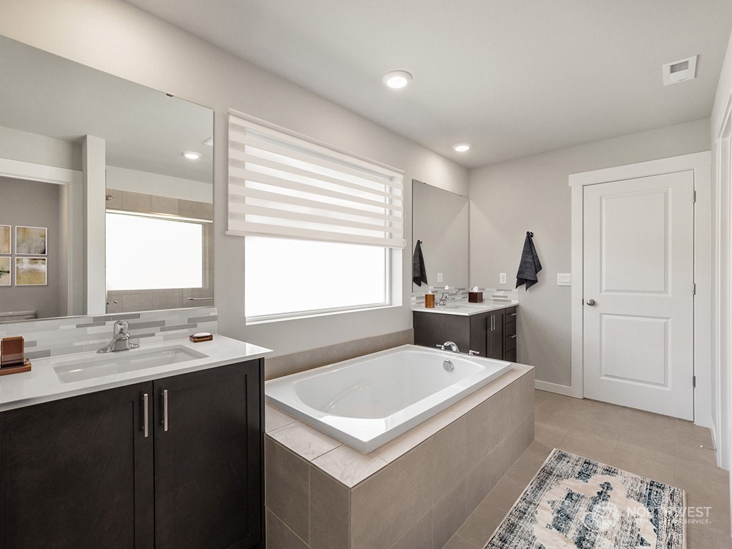 1025 Southwest Pendleton Way, Unit 198 Port Orchard, WA 98367 - Photo 29 of 31 Gallery Image 29