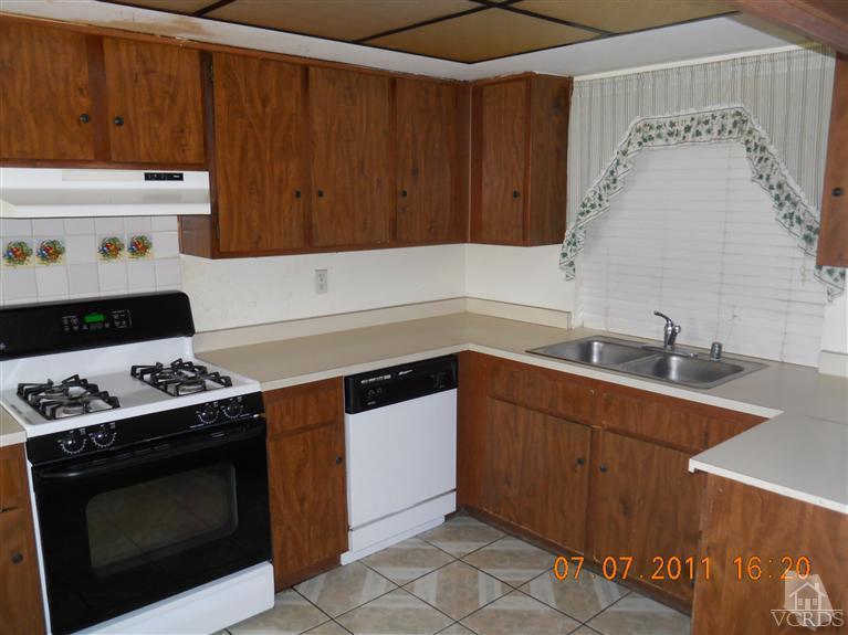 5124 Longfellow Way Oxnard, CA 93033 - Photo 4 of 14 Additional Photo