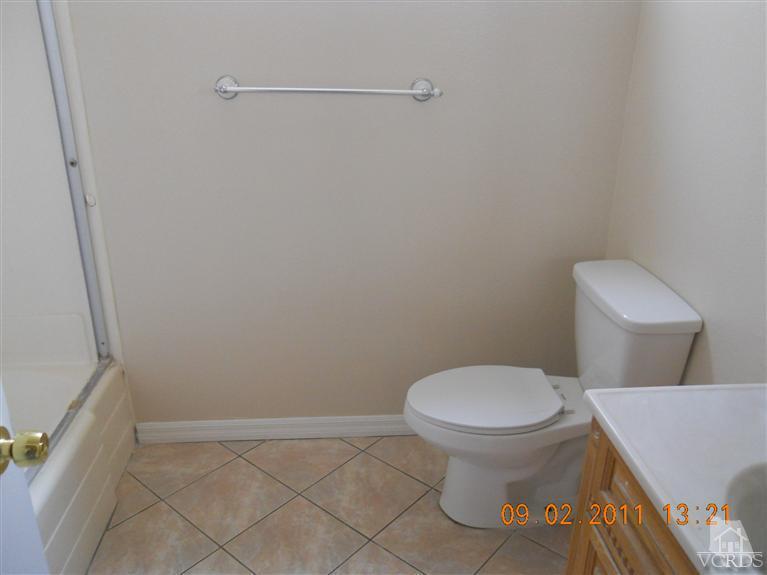5124 Longfellow Way Oxnard, CA 93033 - Photo 10 of 14 Additional Photo