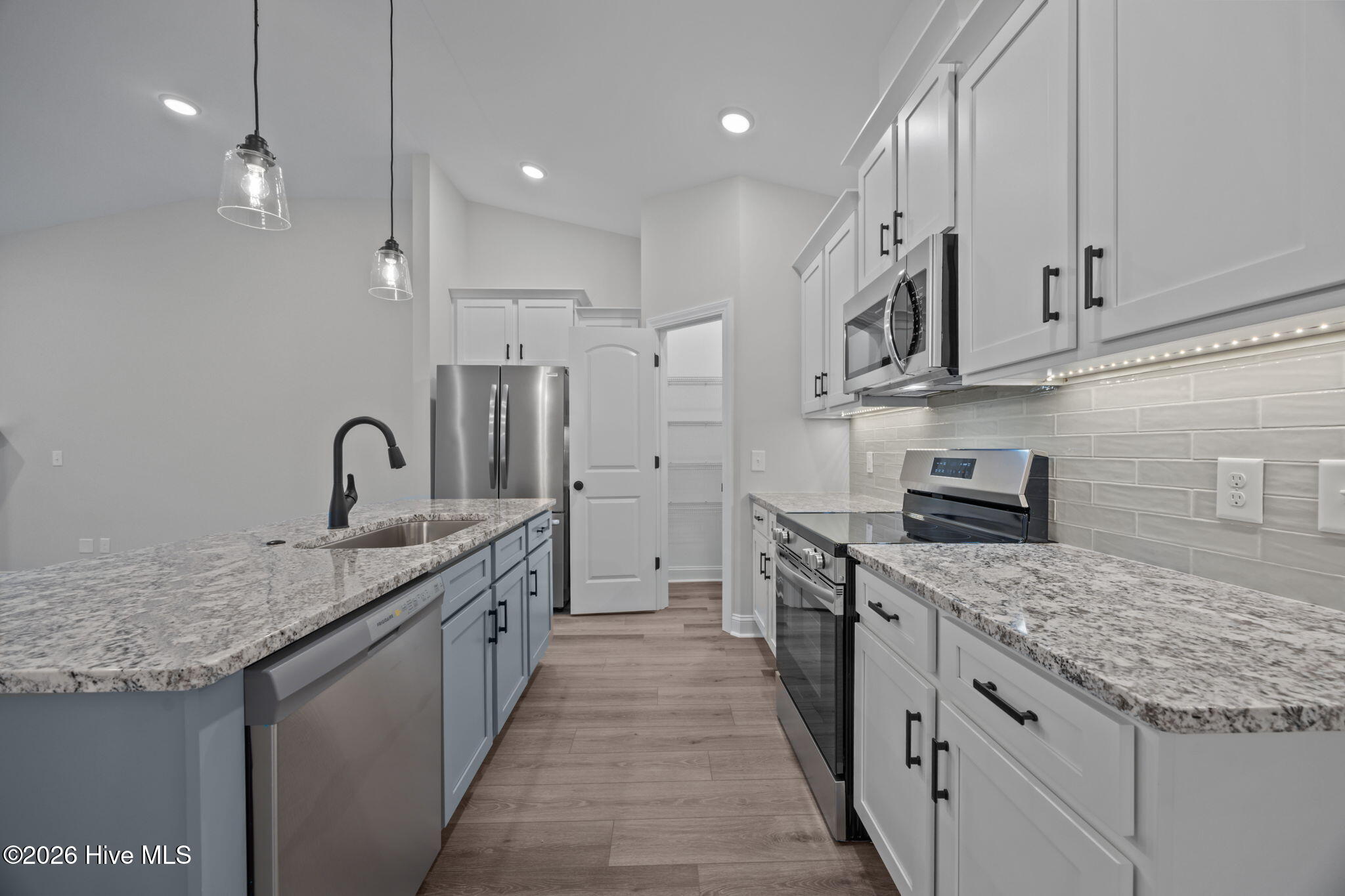 4228 Laurel Rdg Drive, Unit B Greenville, NC 27834 - Photo 16 of 42 26-web-or-mls-IMG_0297