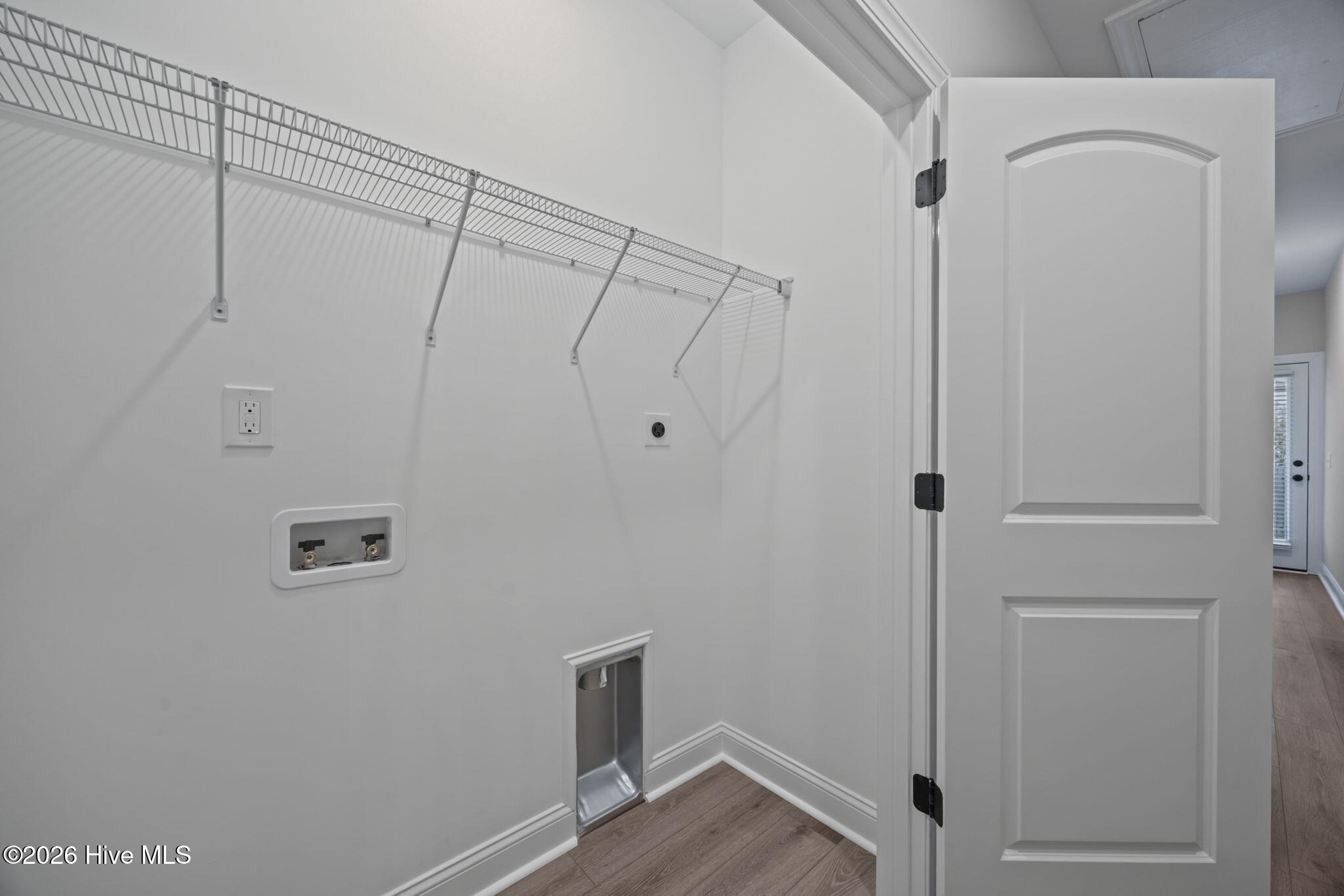 4228 Laurel Rdg Drive, Unit B Greenville, NC 27834 - Photo 22 of 42 32-web-or-mls-IMG_0315