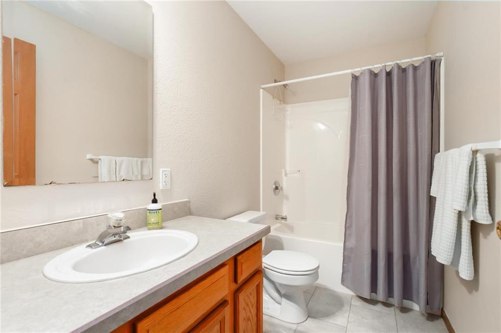 182 Walnut Creek Road Wellsville, KS 66092 - Photo 19 of 40