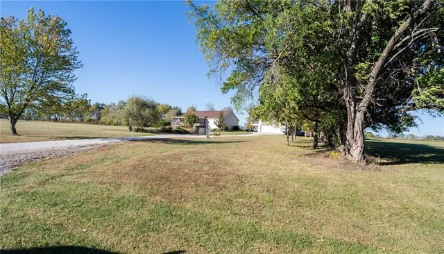 $450,000 | 182 Walnut Creek Road, Wellsville, KS 66092