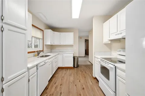 $450,000 | 182 Walnut Creek Road, Wellsville, KS 66092