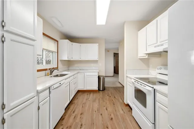 $450,000 | 182 Walnut Creek Road, Wellsville, KS 66092