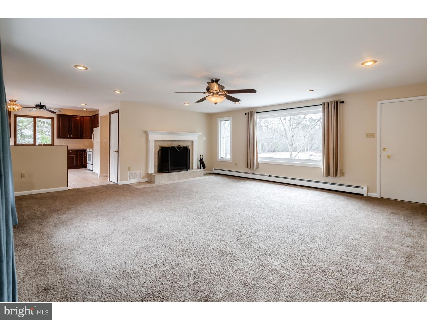 626 McKendimen Road Medford, NJ 08055 - Photo 3 of 24 Gallery Image 3