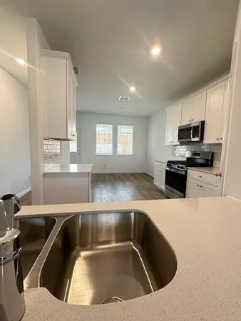 $2,450 | 3205 Kiskadee Court, McKinney, TX 75071