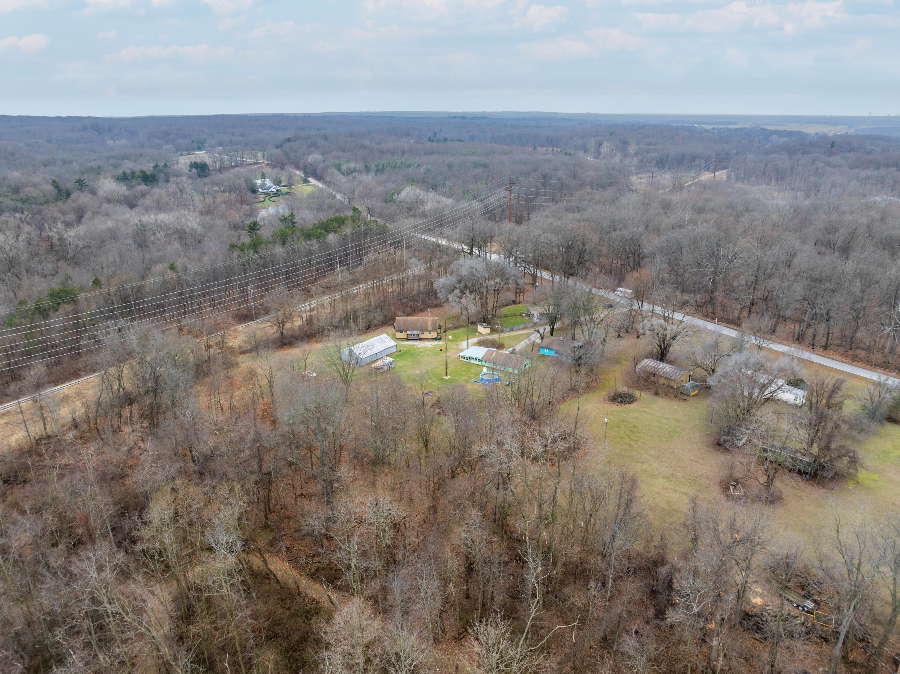 7701 North Fail Road La Porte, IN 46350 - Photo 2 of 27 3000x2246