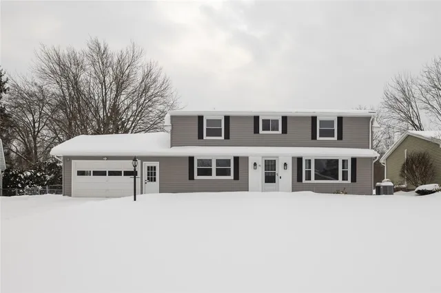 $359,900 | 47 Hawthorne Drive, Ogden, NY 14559