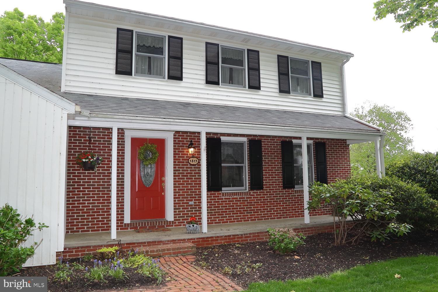 1813 Brubaker Run Road Lancaster, PA 17603 - Photo 2 of 38 Gallery Image 2