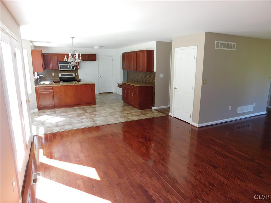 1020 Berger Road Easton, PA 18042 - Photo 10 of 38 Gallery Image 10