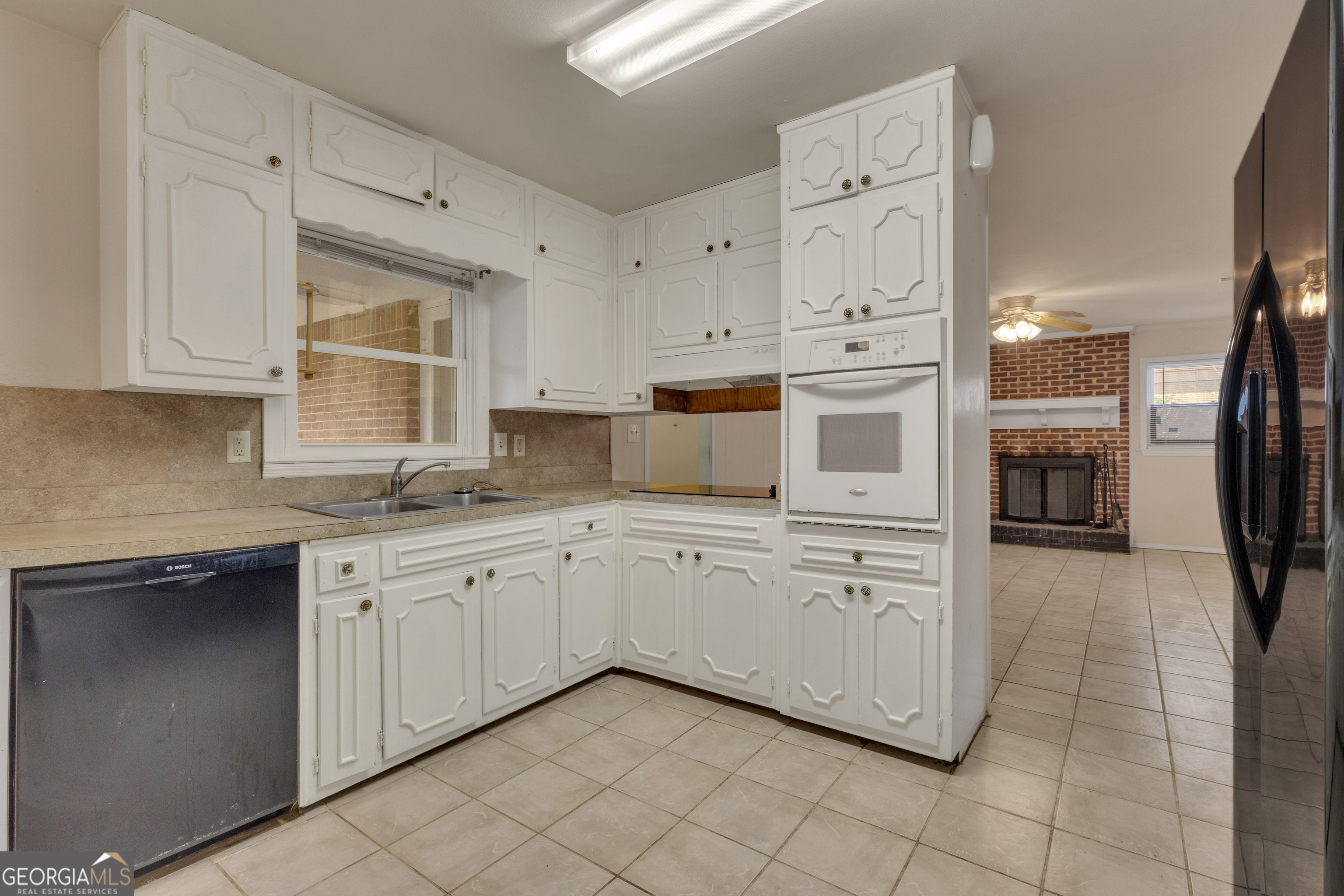 1153 Forest Heights Road Stone Mountain, GA 30083 - Photo 14 of 49