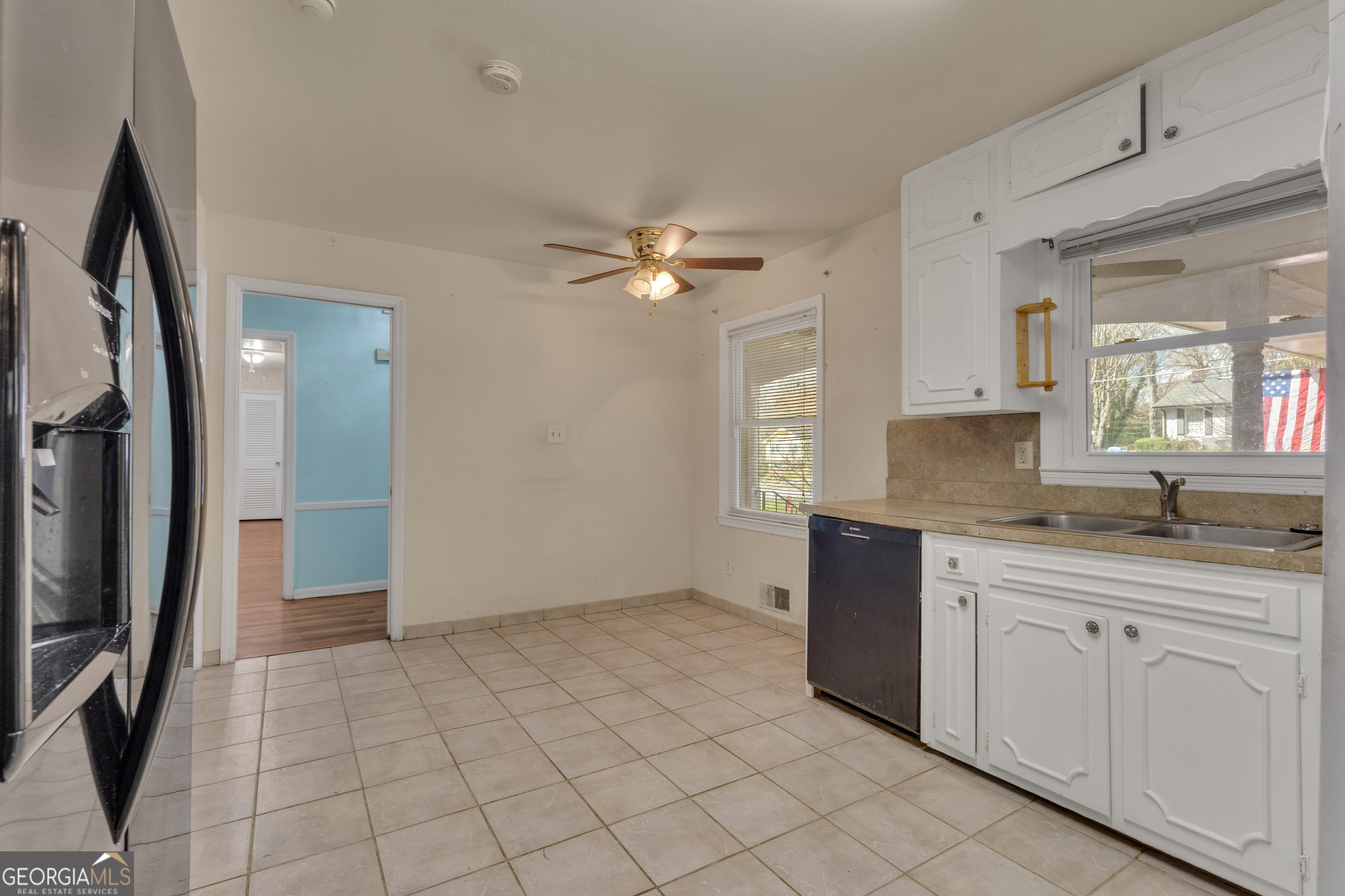 1153 Forest Heights Road Stone Mountain, GA 30083 - Photo 16 of 49