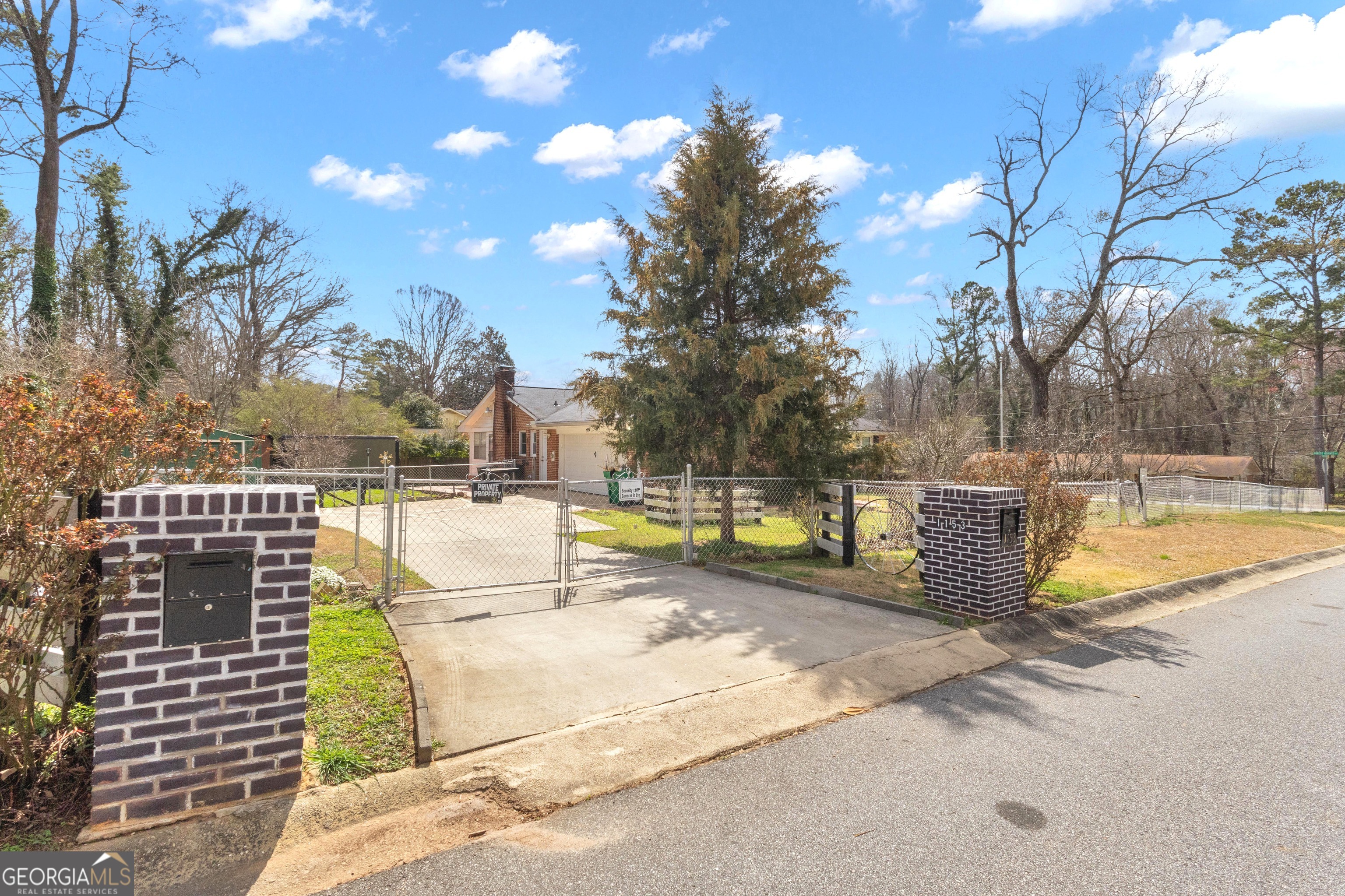 1153 Forest Heights Road Stone Mountain, GA 30083 - Photo 2 of 49