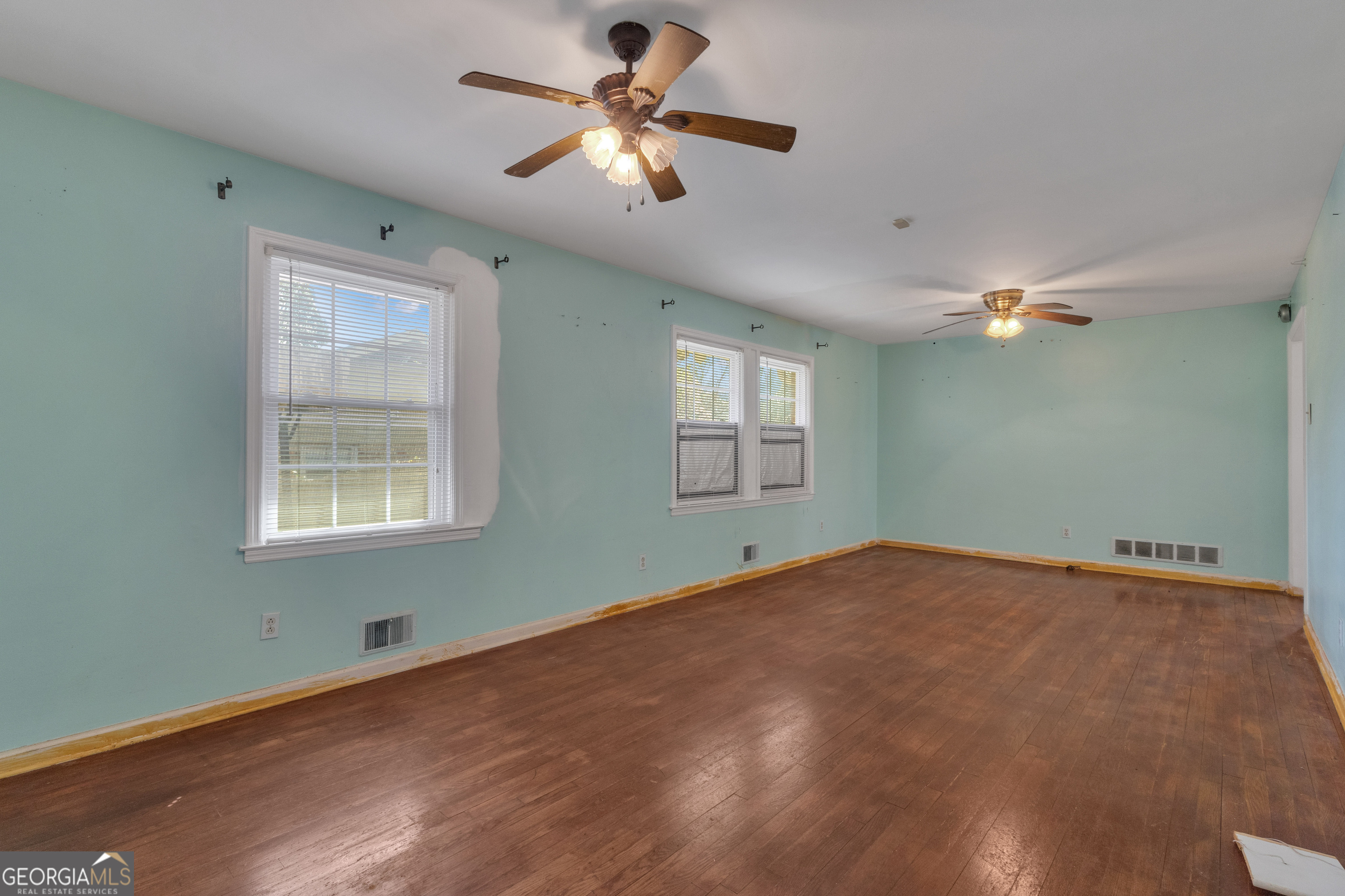 1153 Forest Heights Road Stone Mountain, GA 30083 - Photo 26 of 49