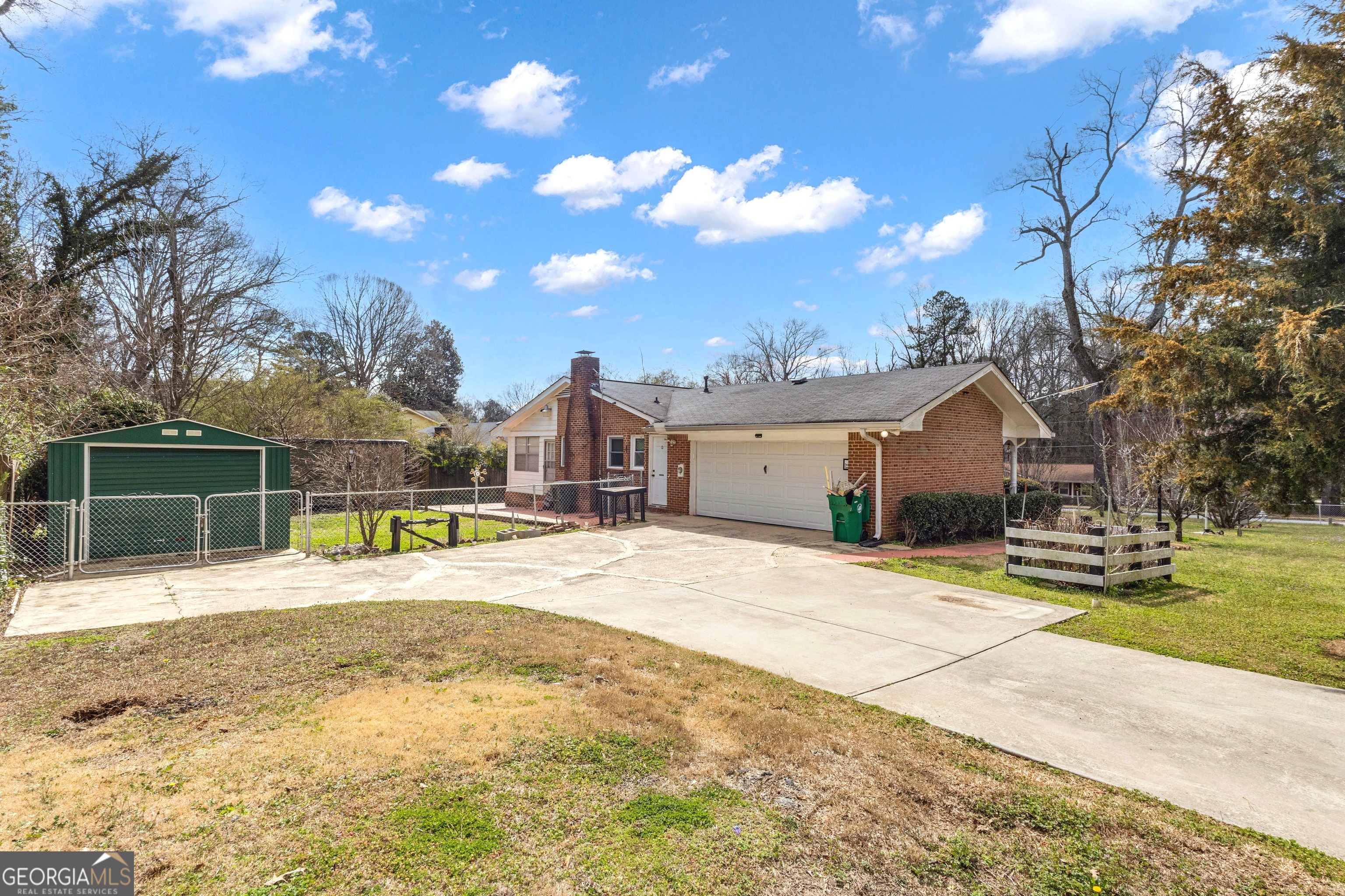 1153 Forest Heights Road Stone Mountain, GA 30083 - Photo 3 of 49