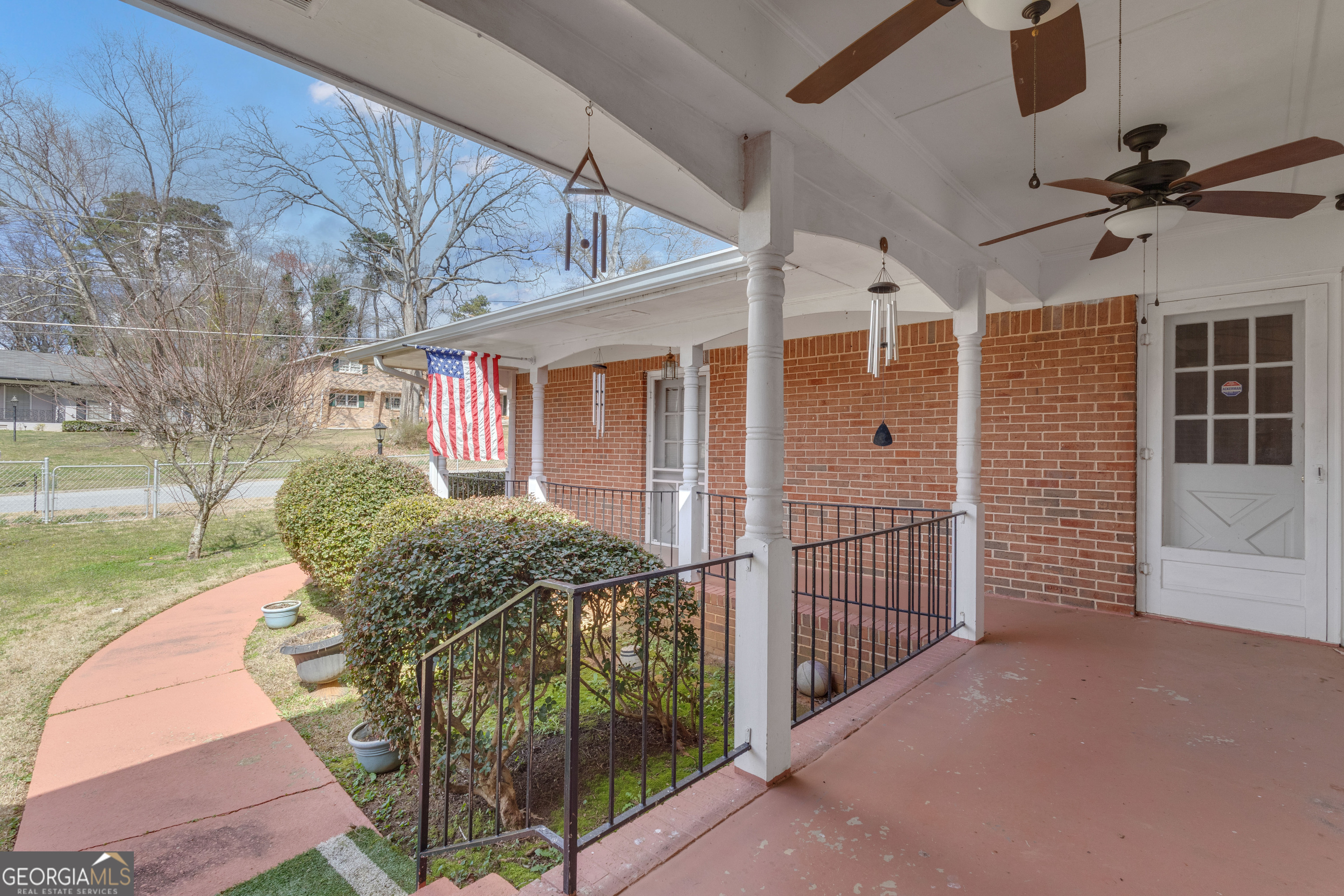 1153 Forest Heights Road Stone Mountain, GA 30083 - Photo 8 of 49