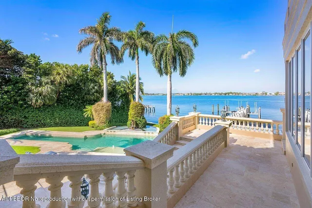 $120,000 | 1880 South Ocean Boulevard, Lantana, FL 33462