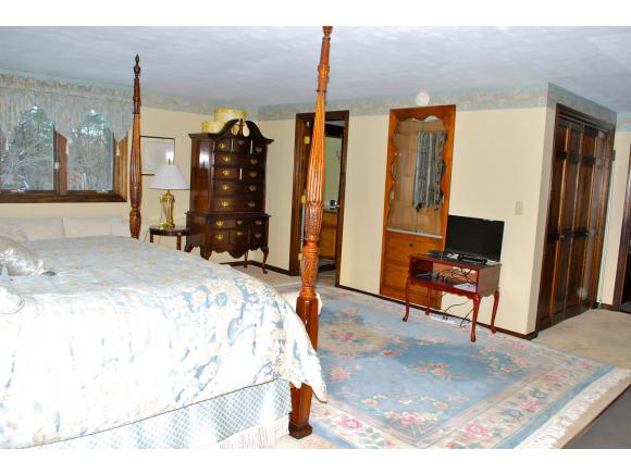 155 Merrimack Street Hooksett, NH 03106 - Photo 14 of 28 Gallery Image 14