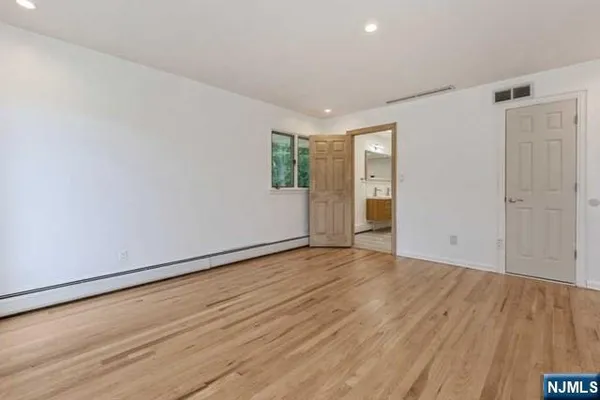 $9,000 | 59 Bowers Lane, Closter, NJ 07624