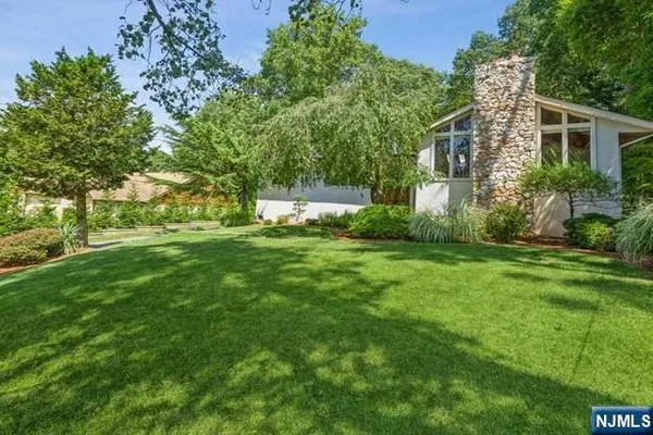 $9,000 | 59 Bowers Lane, Closter, NJ 07624