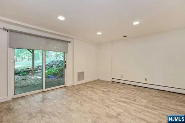 $9,000 | 59 Bowers Lane, Closter, NJ 07624