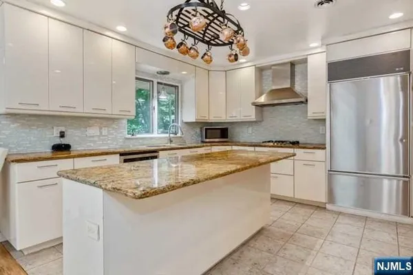 $9,000 | 59 Bowers Lane, Closter, NJ 07624