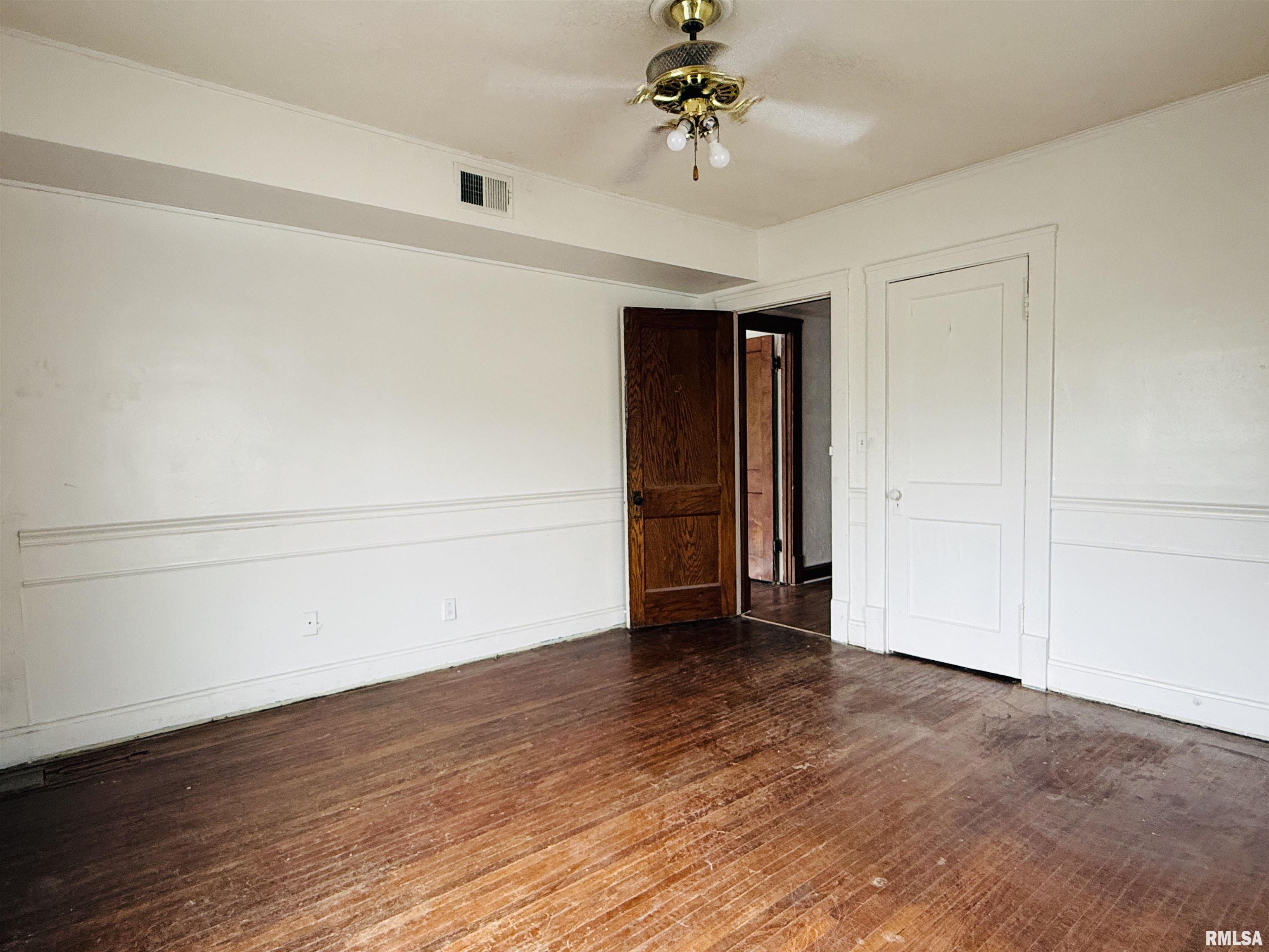 2141 North Prospect Road Peoria, IL 61603 - Photo 20 of 42