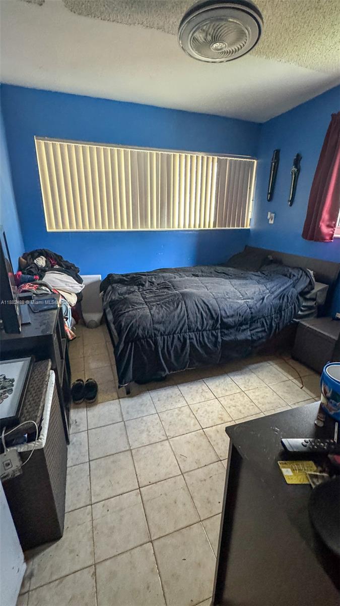 683 Southeast 6th Place Hialeah, FL 33010 - Photo 11 of 18