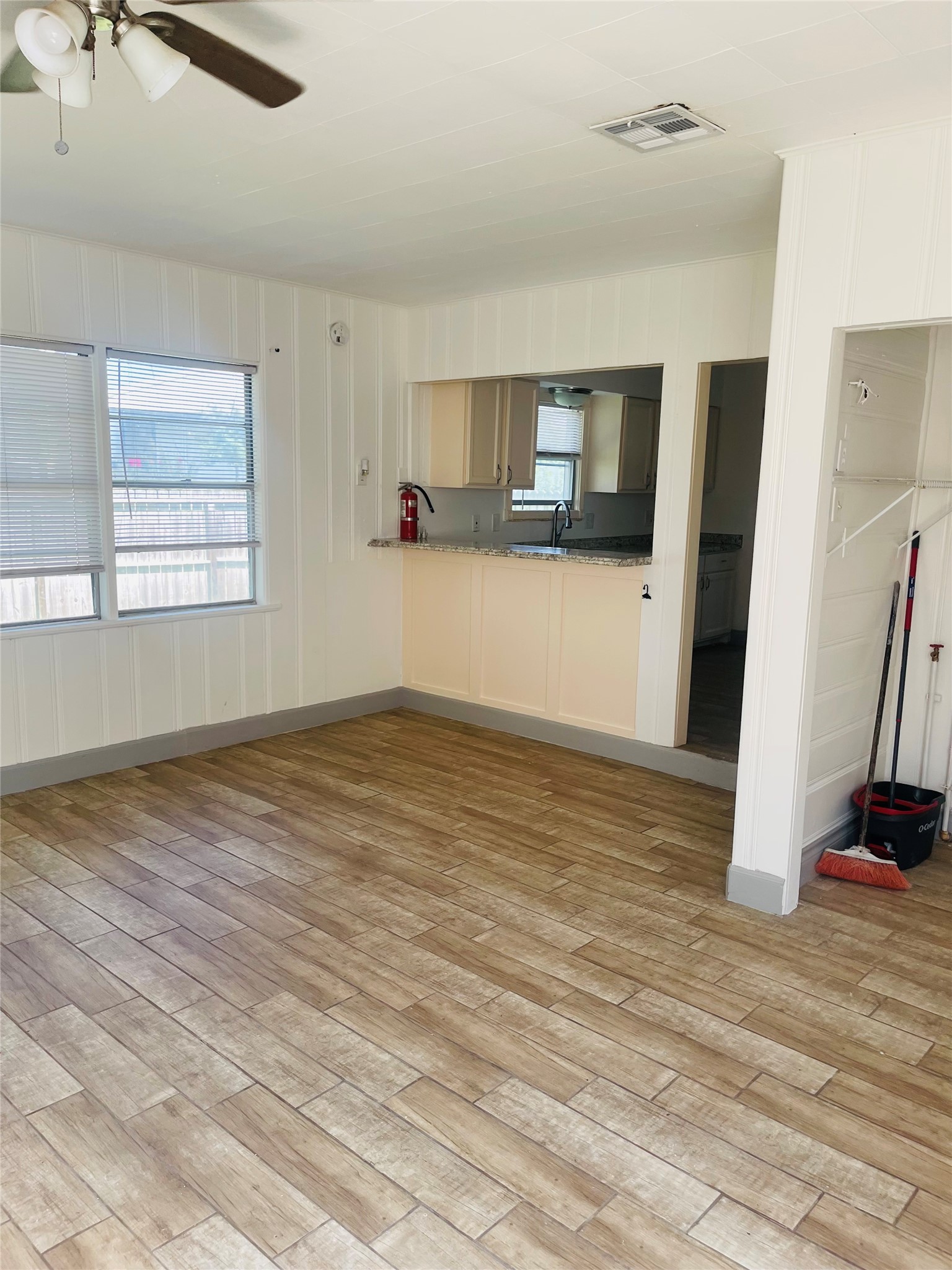 2 High Street Baytown, TX 77520 - Photo 9 of 20