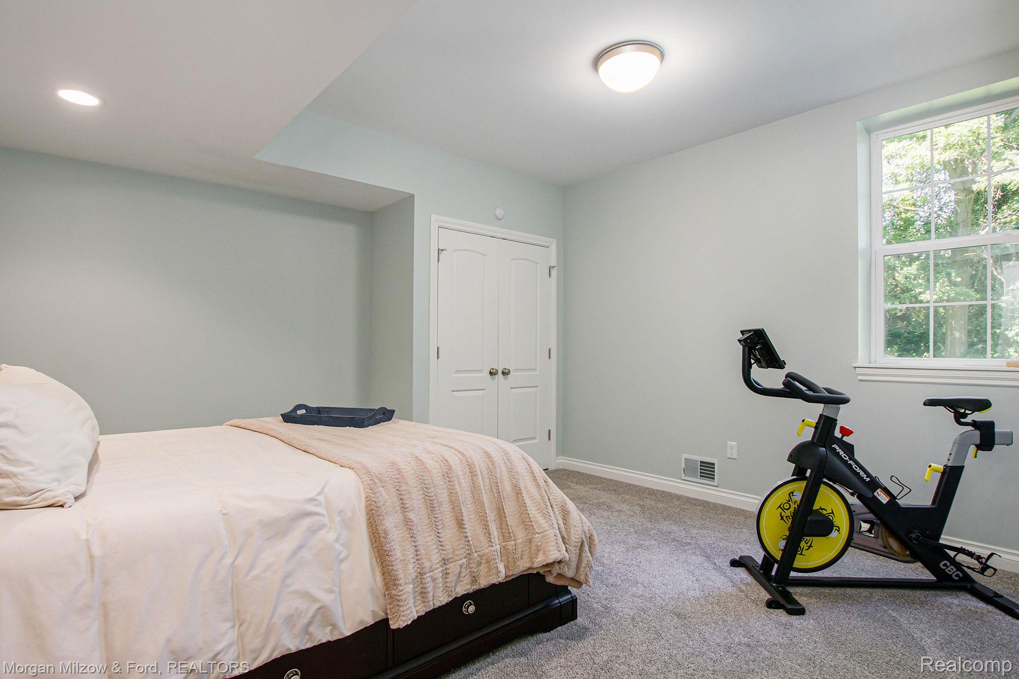 9647 Hadley Road Clarkston, MI 48348 - Photo 17 of 31 Bedroom #2