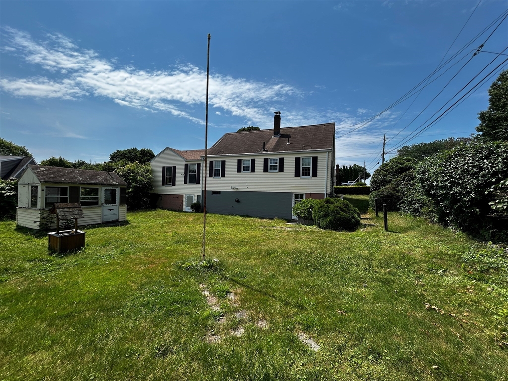 23 Guild Road Beverly, MA 01915 - Photo 3 of 13