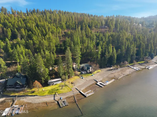 $1,995,000 | 3555 South Azure Waves Drive, Coeur D'Alene, ID 83814