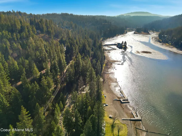 $1,995,000 | 3555 South Azure Waves Drive, Coeur D'Alene, ID 83814
