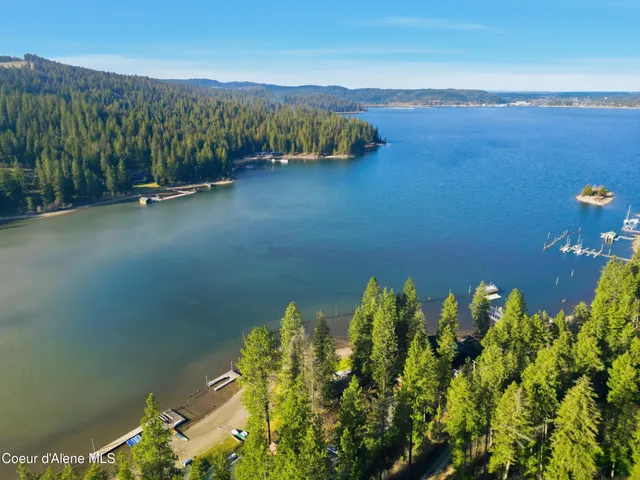 $1,995,000 | 3555 South Azure Waves Drive, Coeur D'Alene, ID 83814